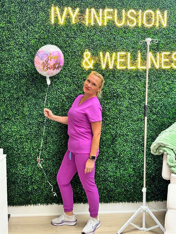 Licensed nurse in the Ivy Infusion & Wellness treatment room